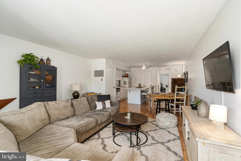 45 B Darien