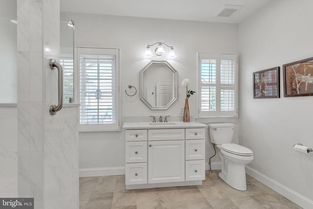 232 Bobwhite Rd