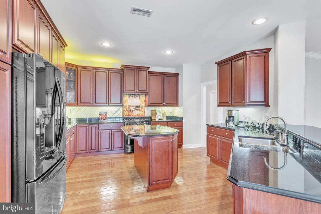 232 Bobwhite Rd