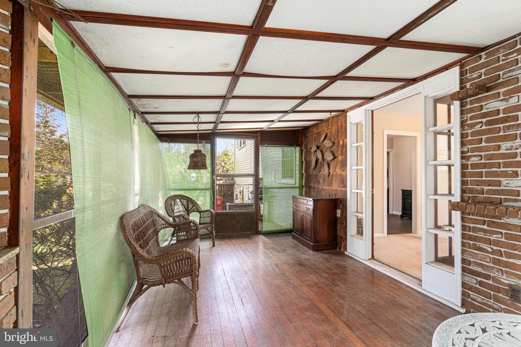 294 Poplar Rd