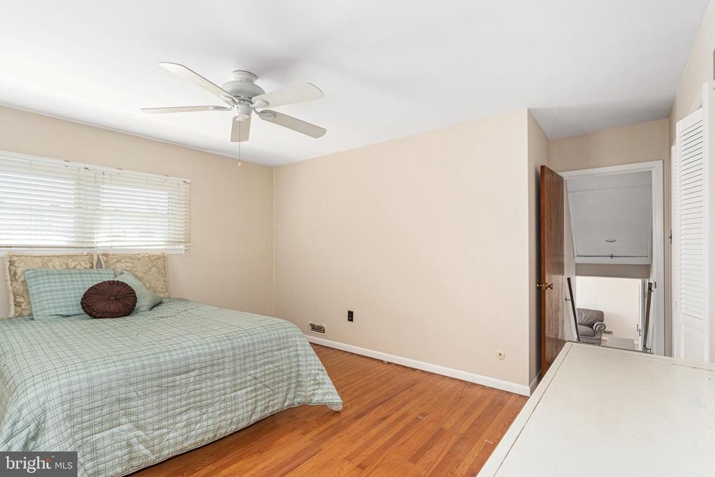 294 Poplar Rd