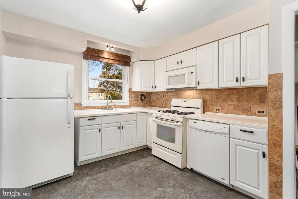 294 Poplar Rd