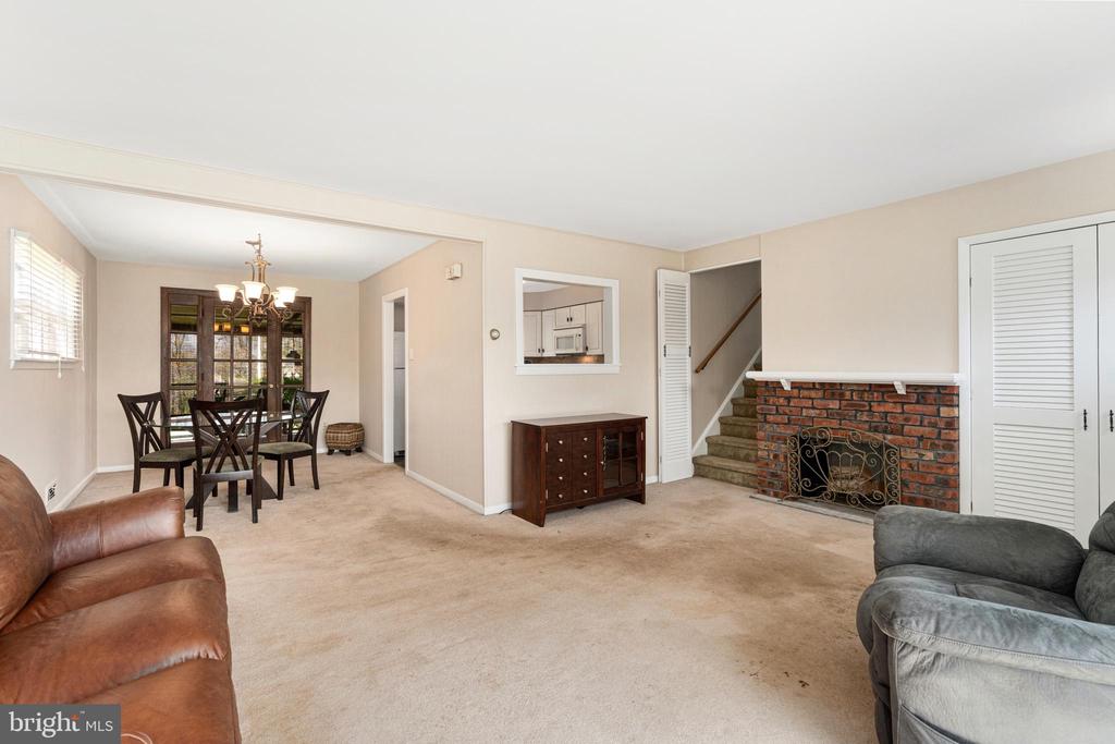 294 Poplar Rd