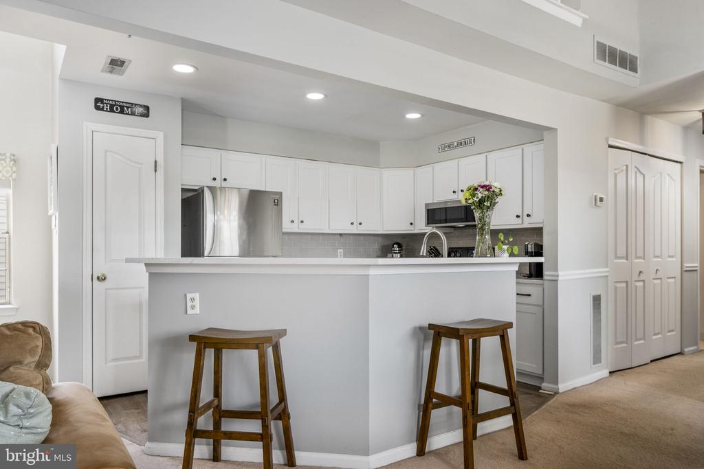 208 Remington Ct