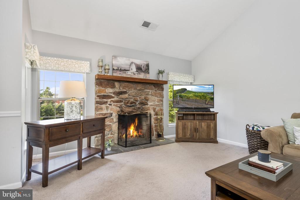 208 Remington Ct
