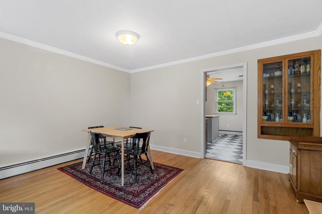 466 LINDEN AVENUE