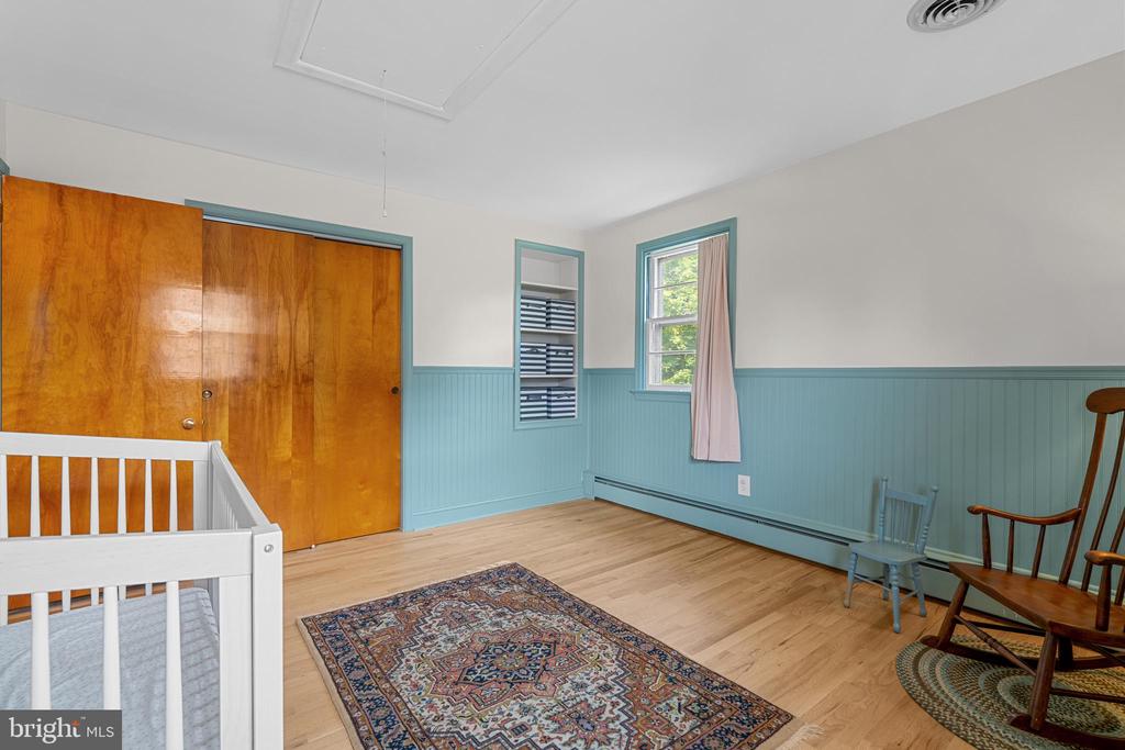466 LINDEN AVENUE