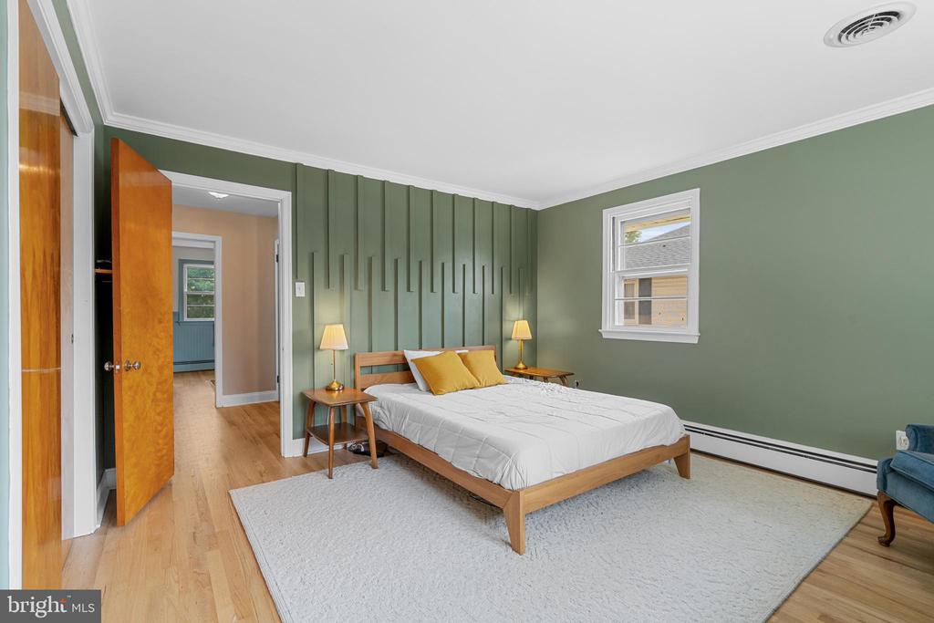 466 LINDEN AVENUE