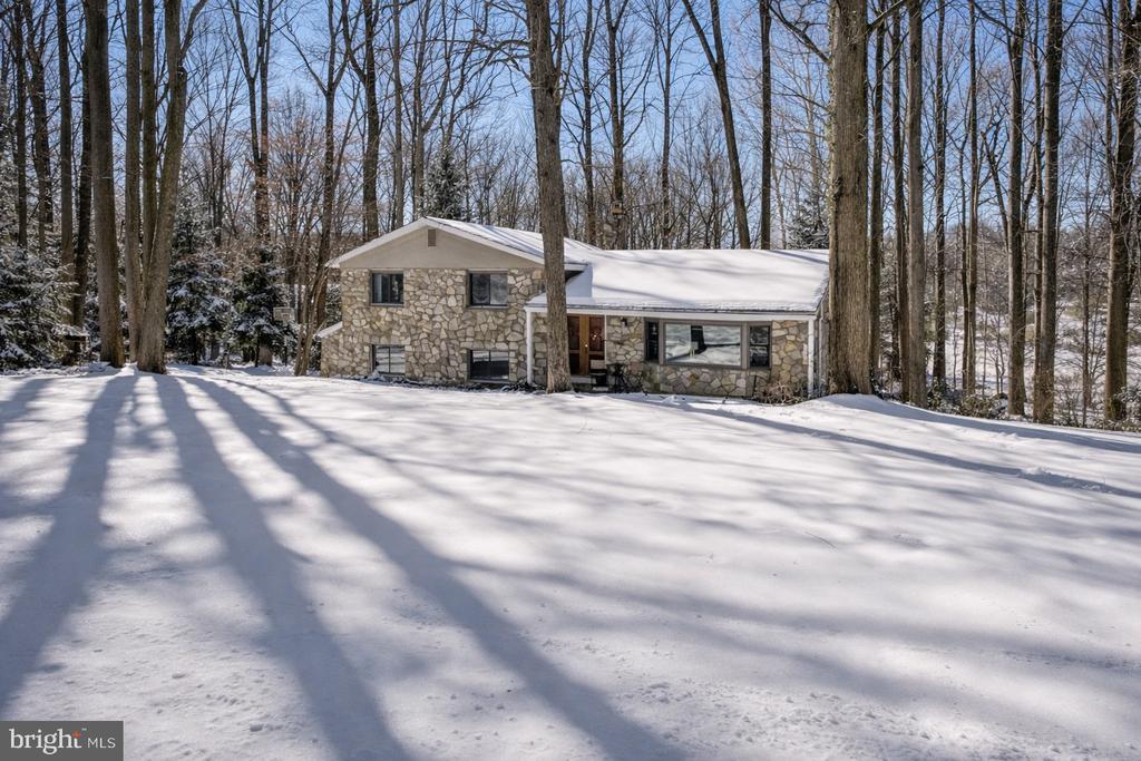 3660 BUTTONWOOD DRIVE