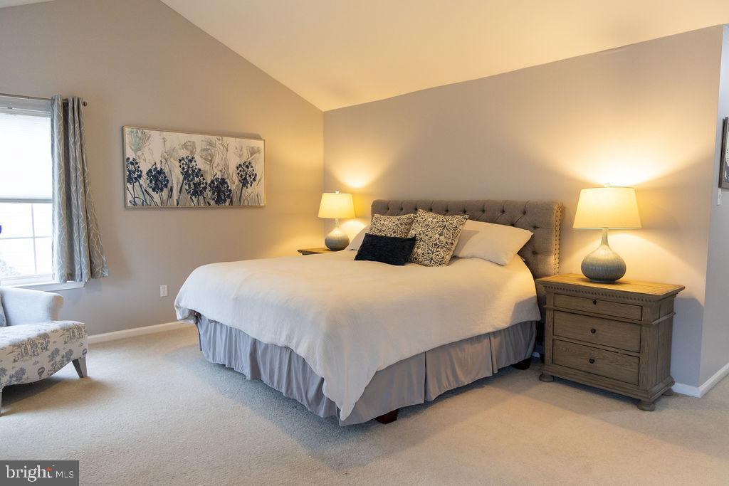 814 SYDNI COURT