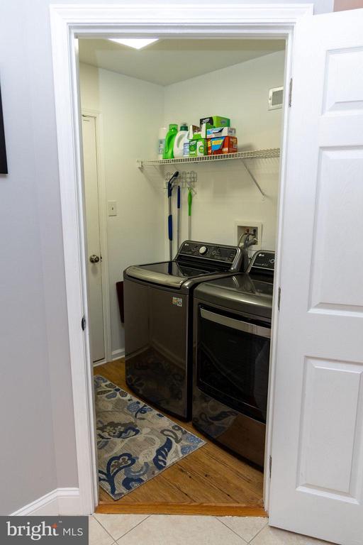 814 SYDNI COURT