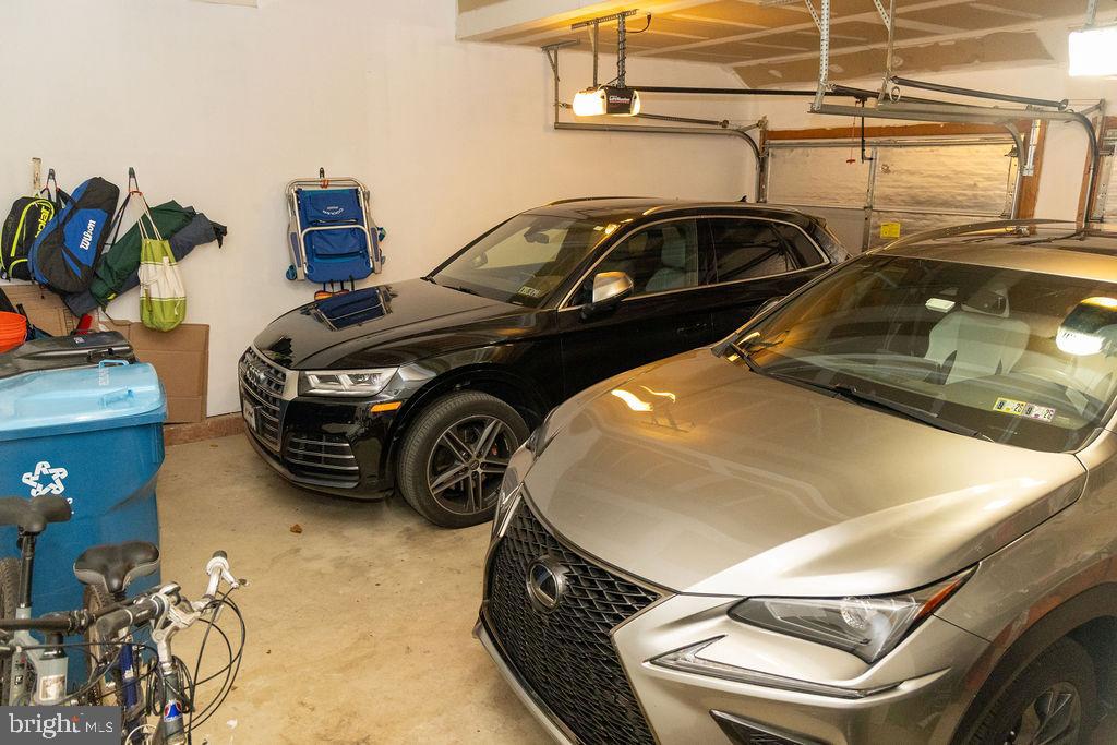 814 SYDNI COURT
