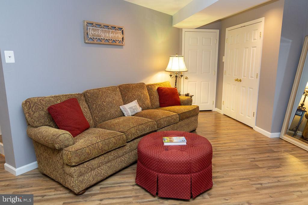 814 SYDNI COURT