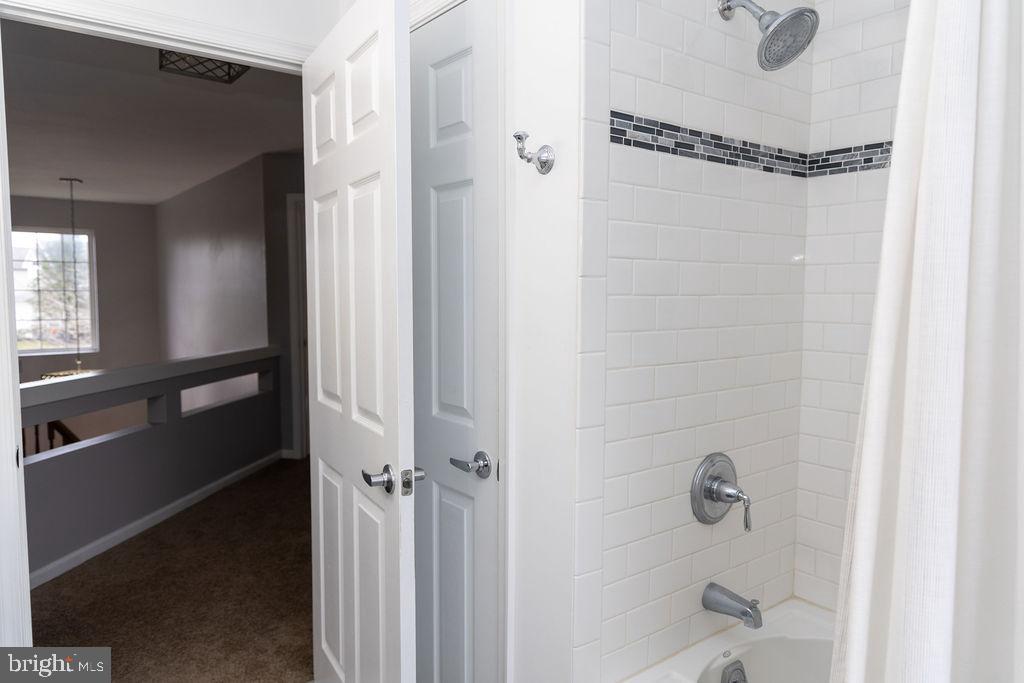 814 SYDNI COURT