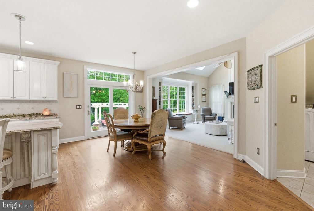 250 ROCKSVILLE ROAD