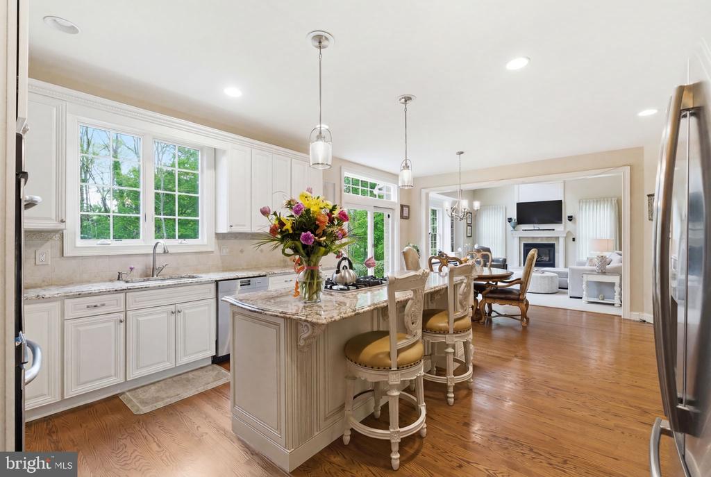 250 ROCKSVILLE ROAD