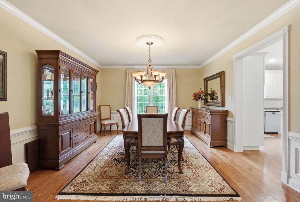 250 ROCKSVILLE ROAD