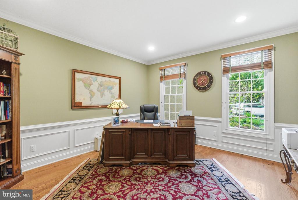 250 ROCKSVILLE ROAD