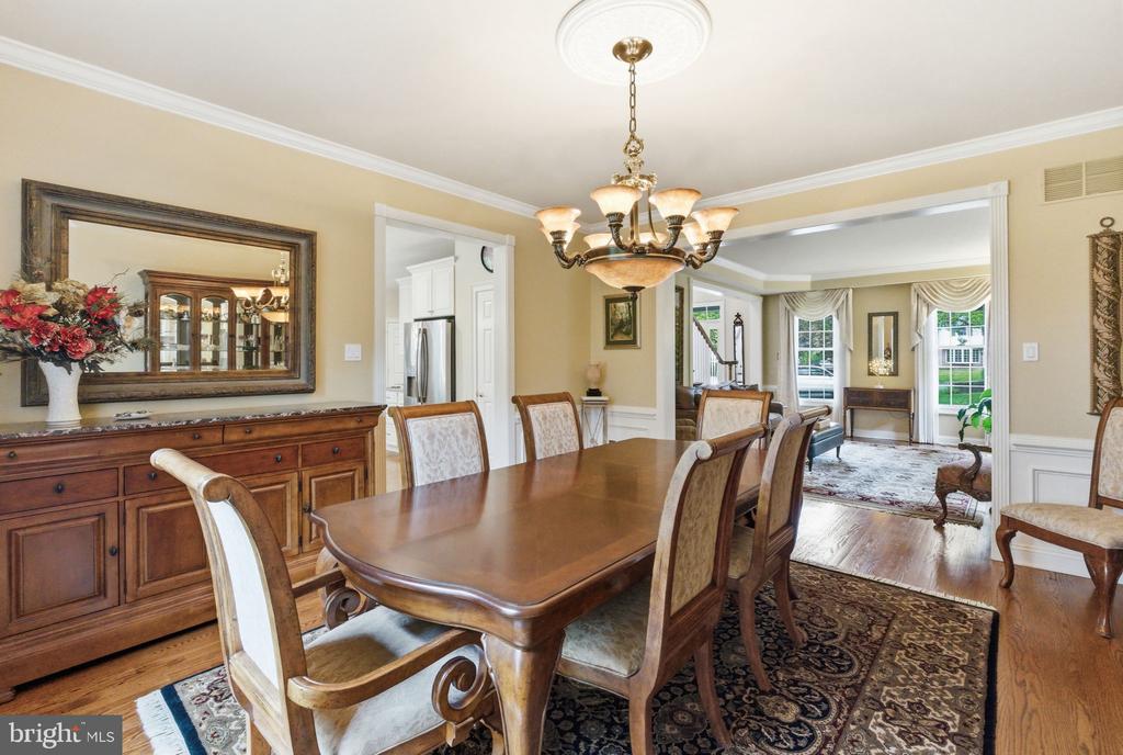 250 ROCKSVILLE ROAD