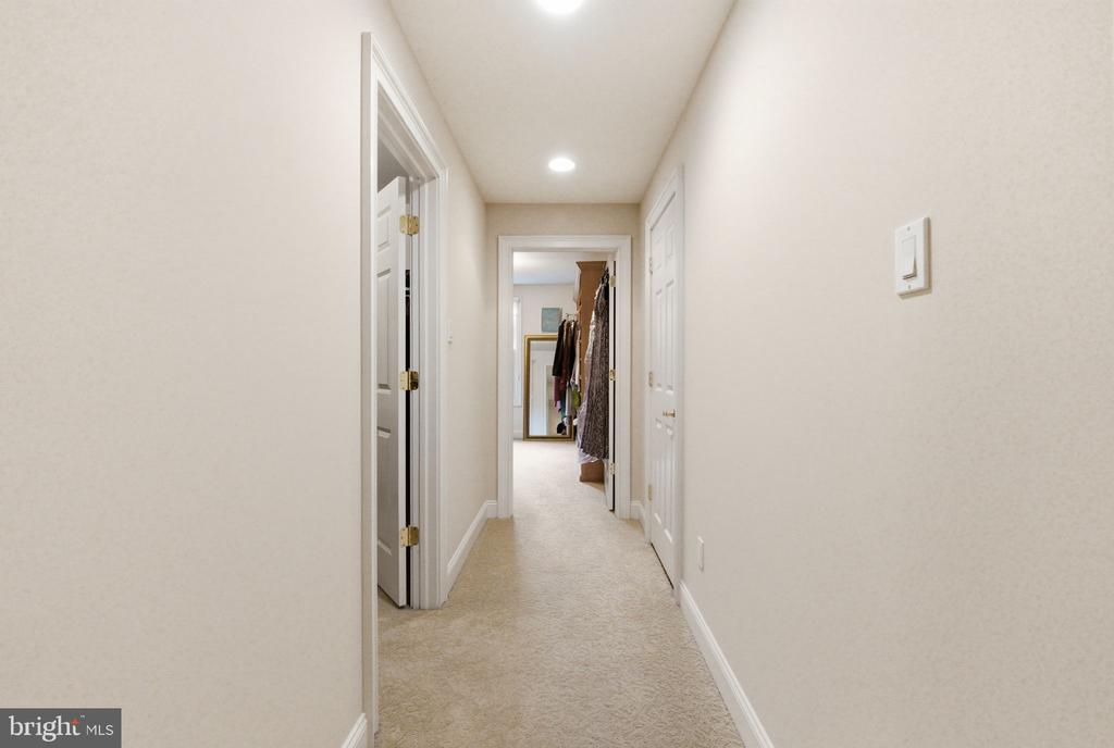 250 ROCKSVILLE ROAD