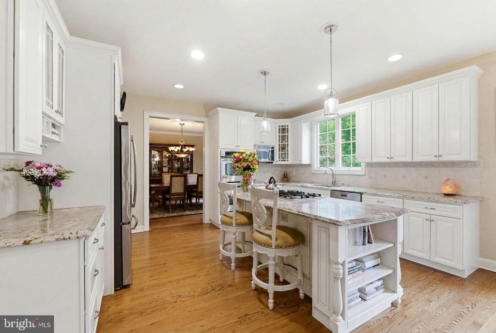 250 ROCKSVILLE ROAD