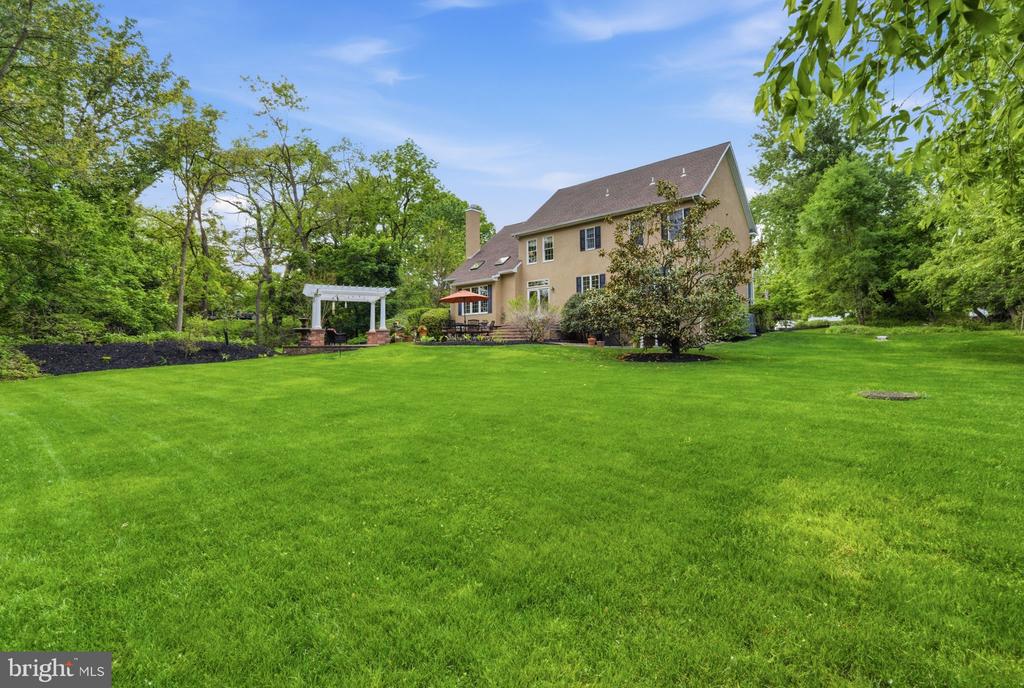 250 ROCKSVILLE ROAD