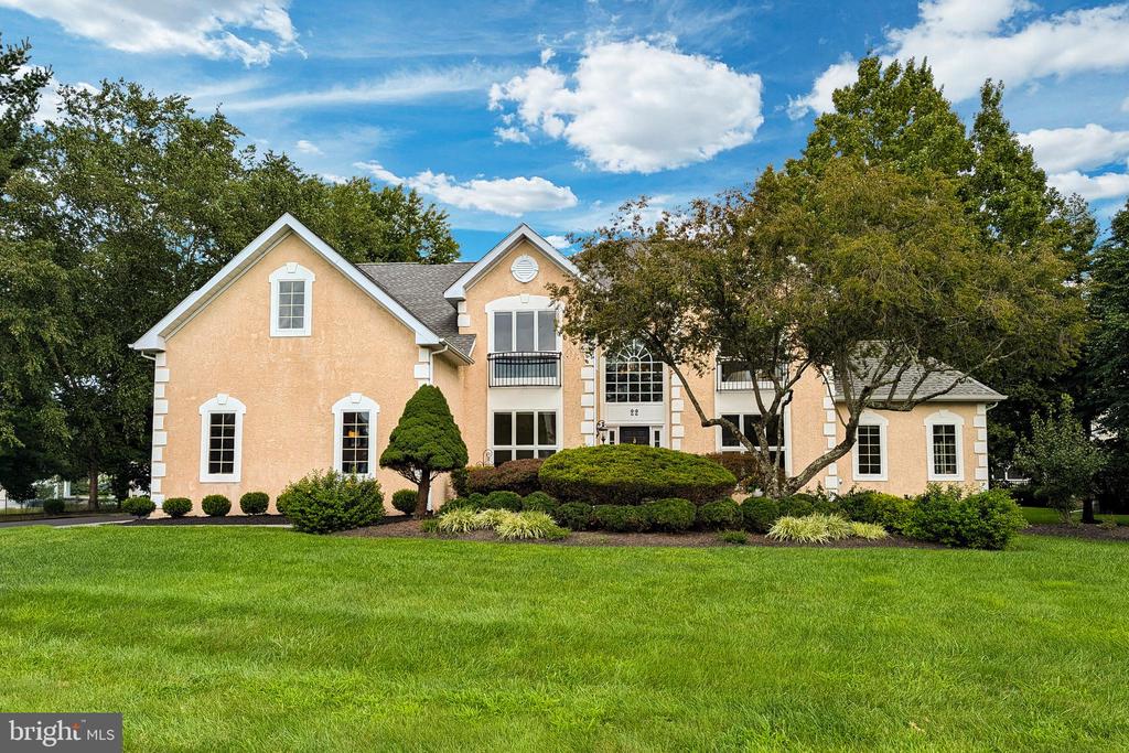 22 PHEASANT RUN ROAD