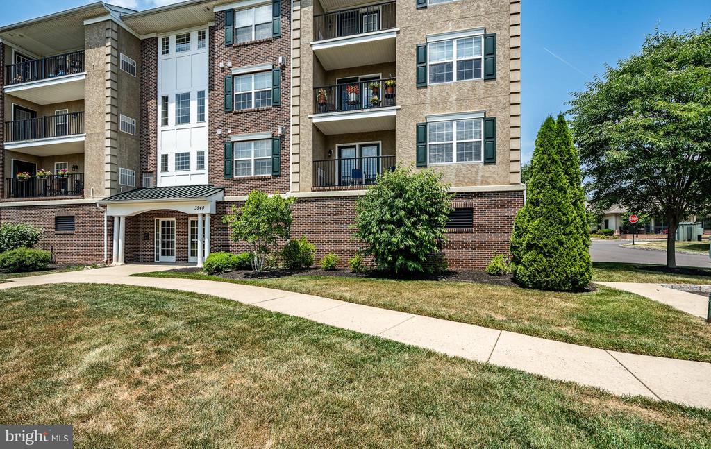 3940 Ashland Dr #148