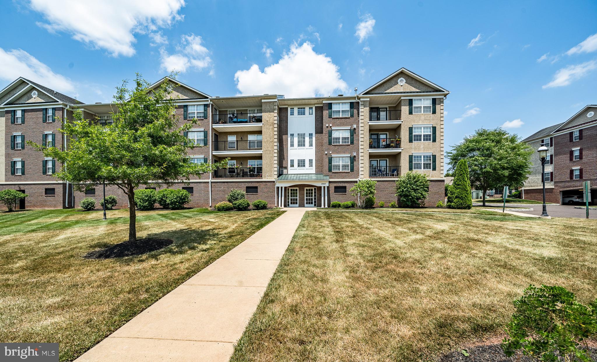 3940 Ashland Dr #148