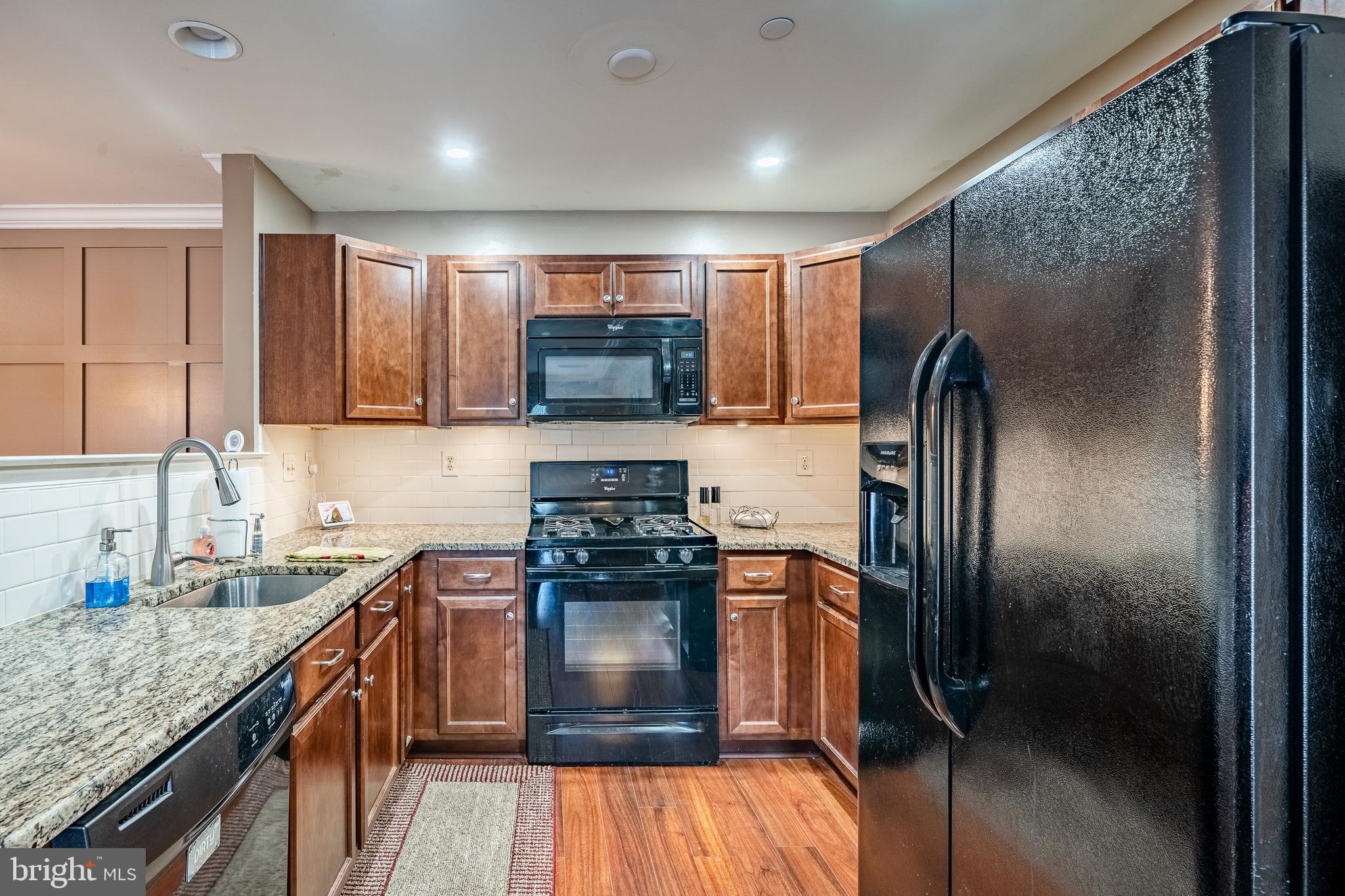 3940 Ashland Dr #148