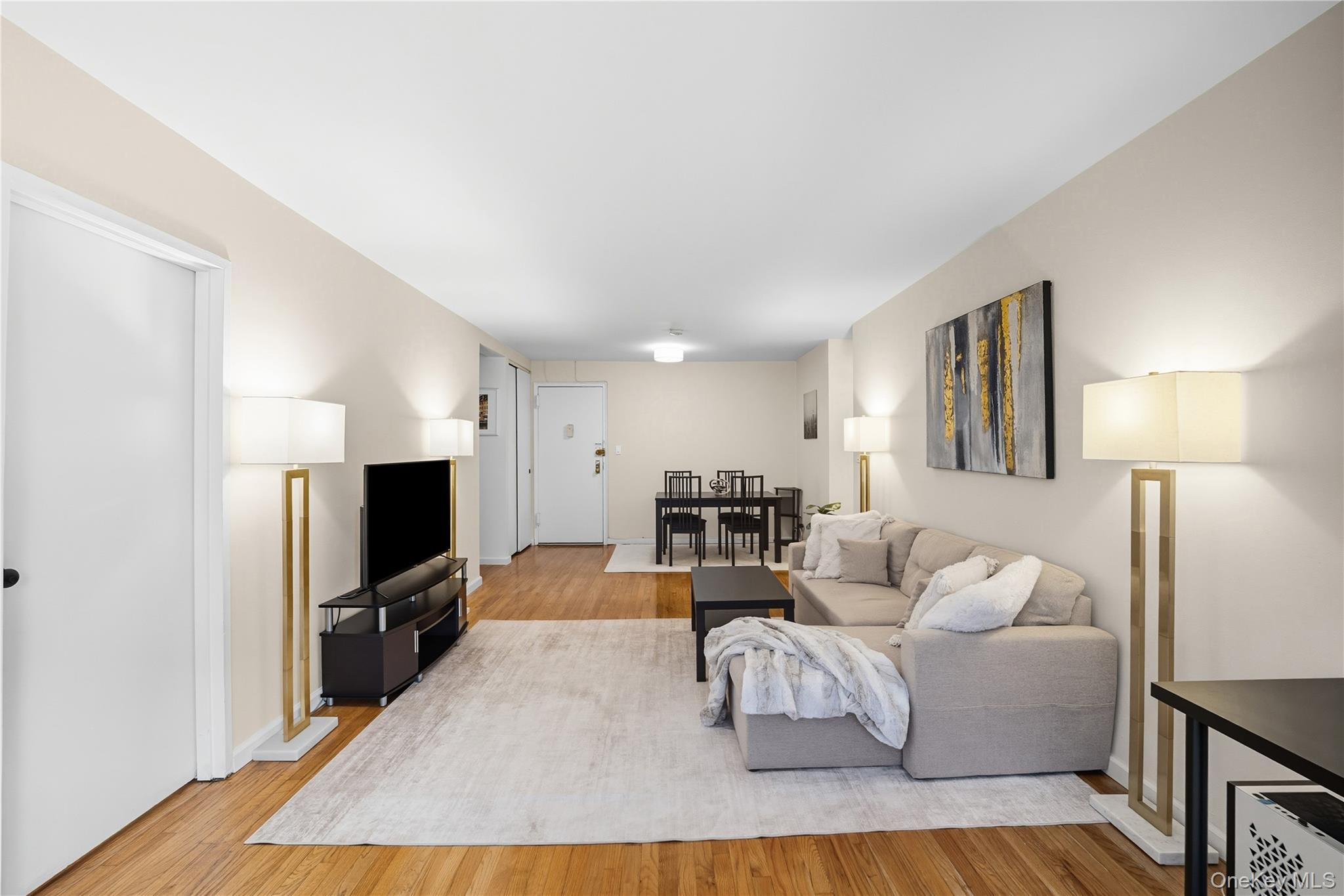 111 E Hartsdale Avenue Unit: 4G