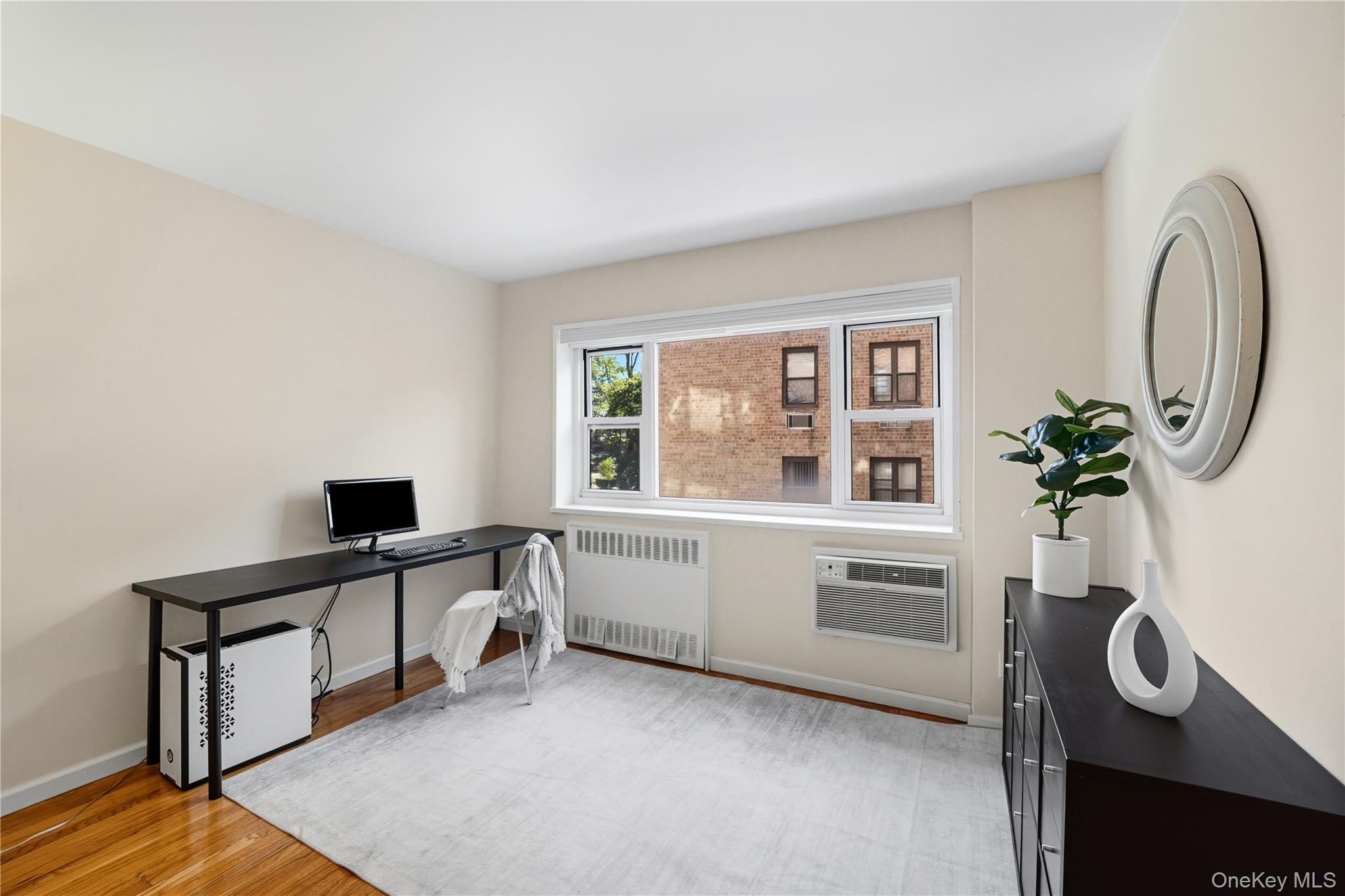 111 E Hartsdale Avenue Unit: 4G
