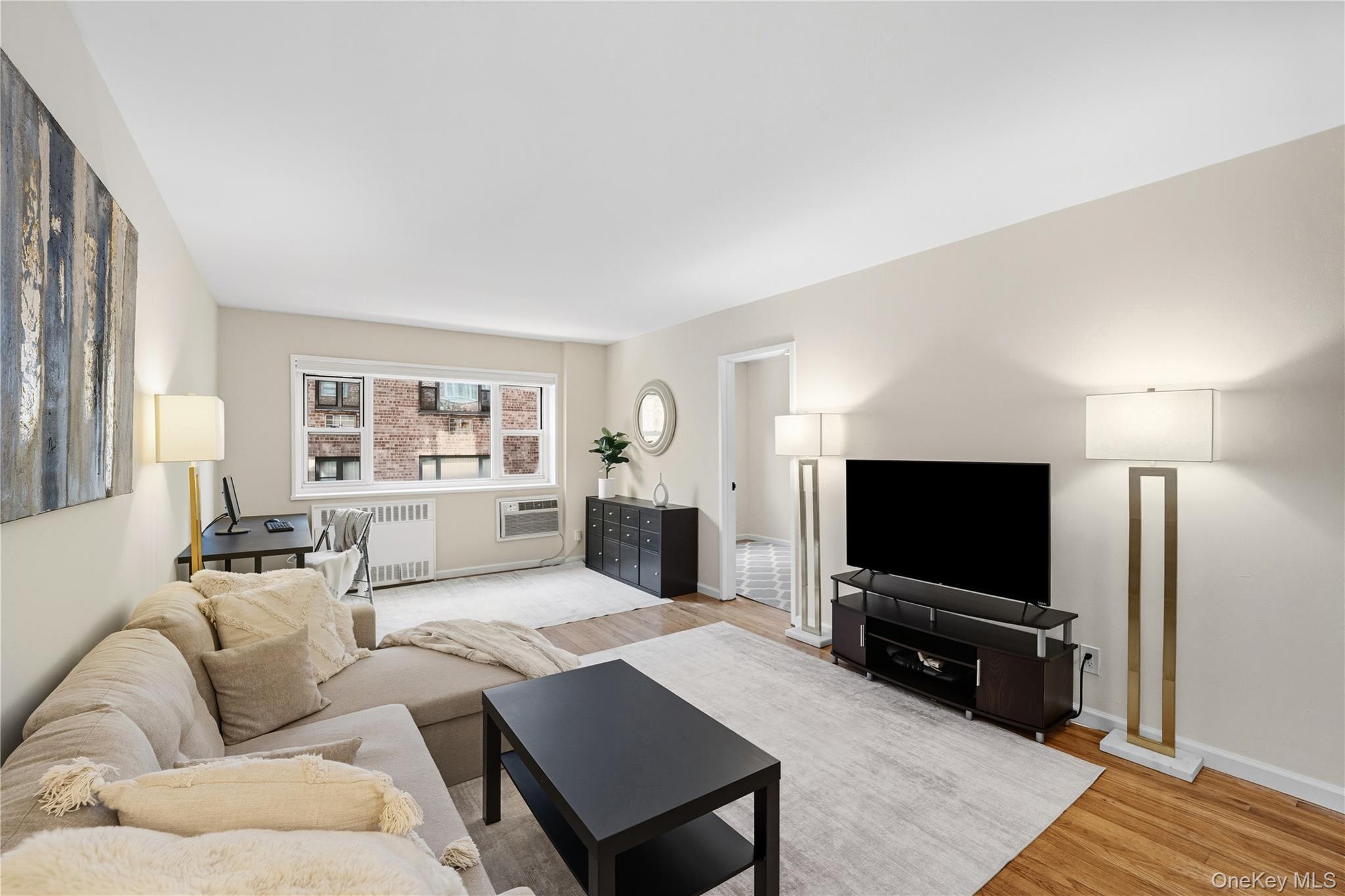 111 E Hartsdale Avenue Unit: 4G