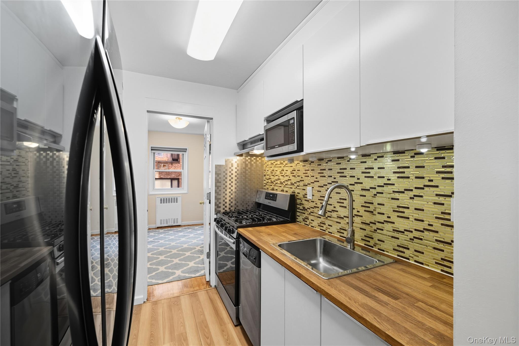 111 E Hartsdale Avenue Unit: 4G