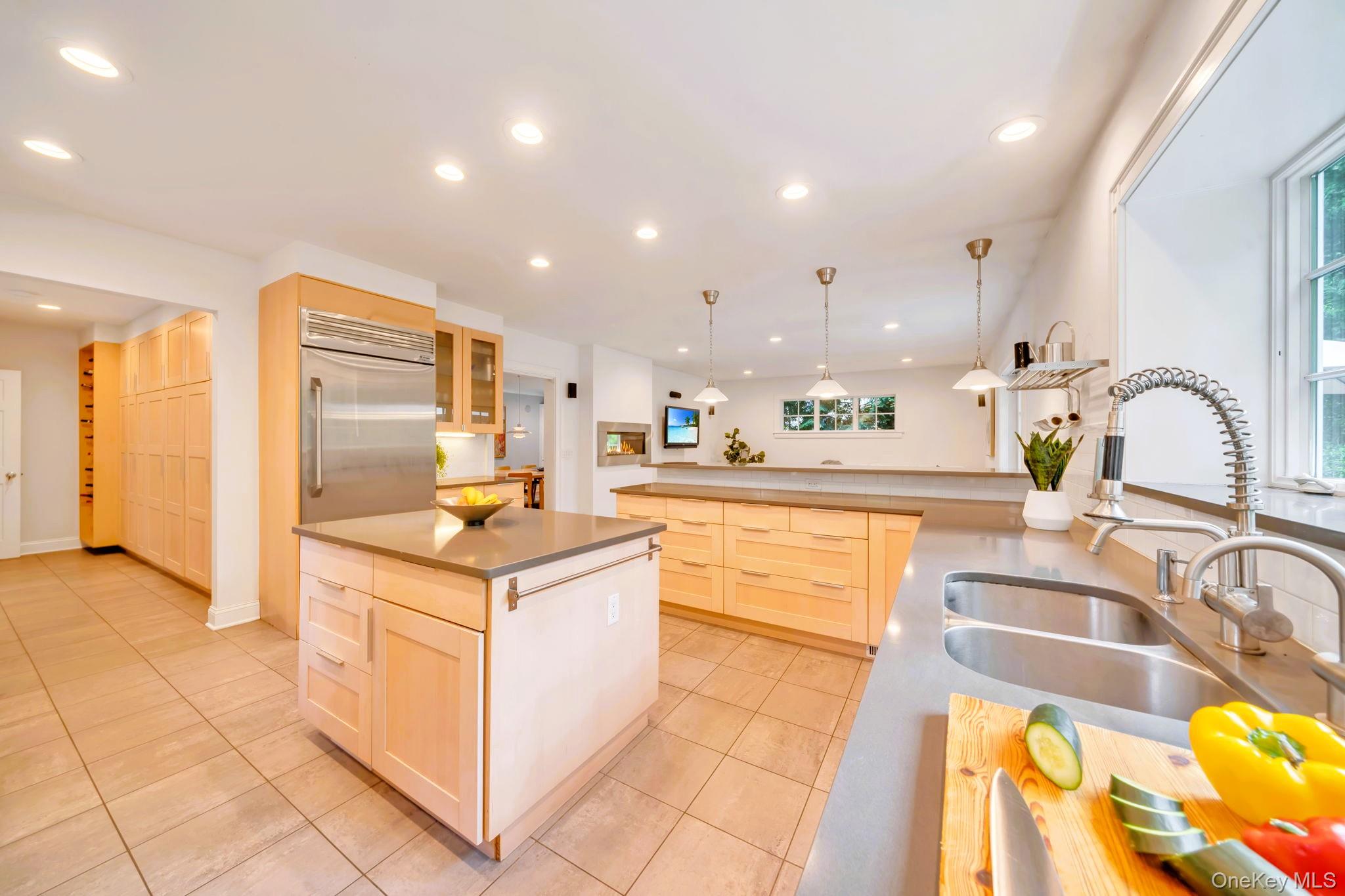 123 Brite Avenue