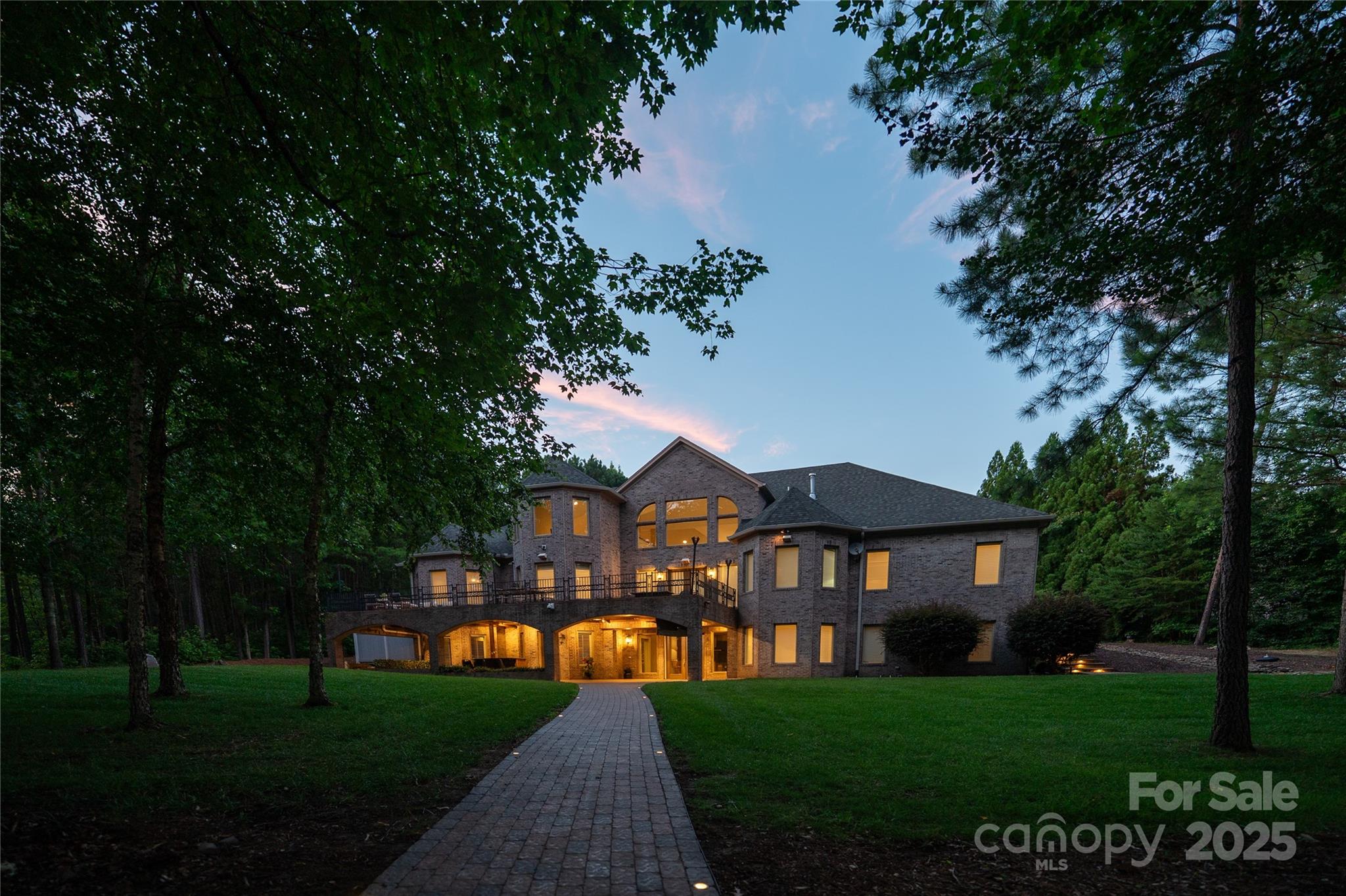 305 Mallard Drive