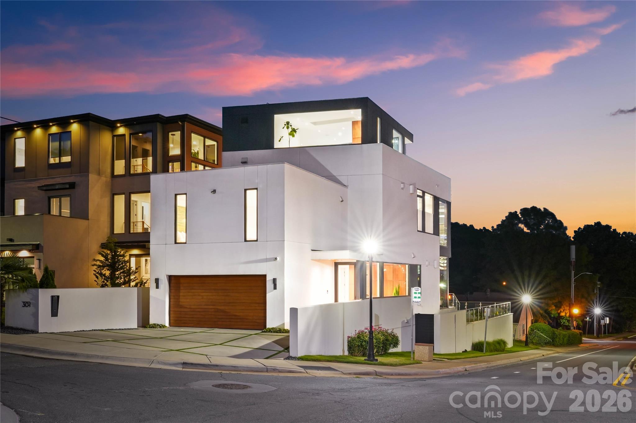 304 Frazier Avenue