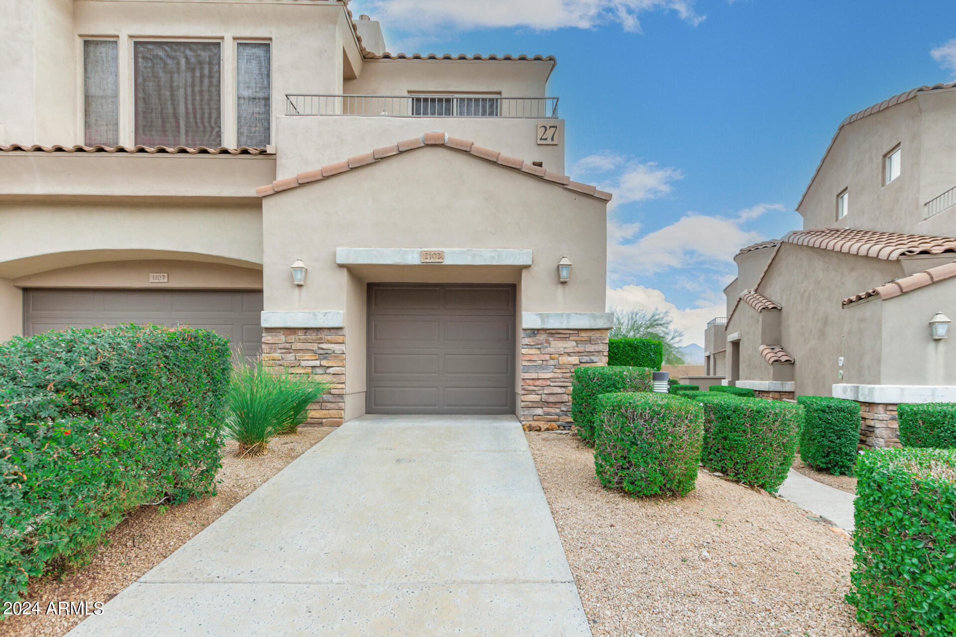 19475 N GRAYHAWK Drive, 2102