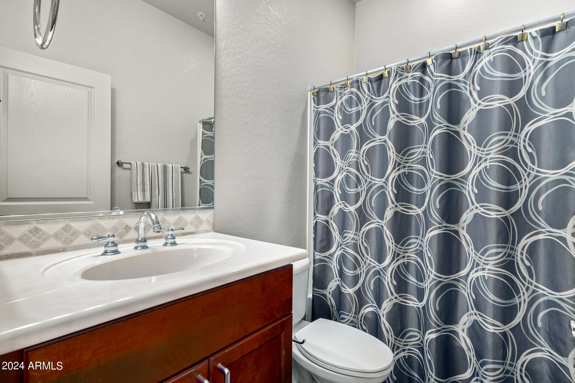 19475 N GRAYHAWK Drive, 2102