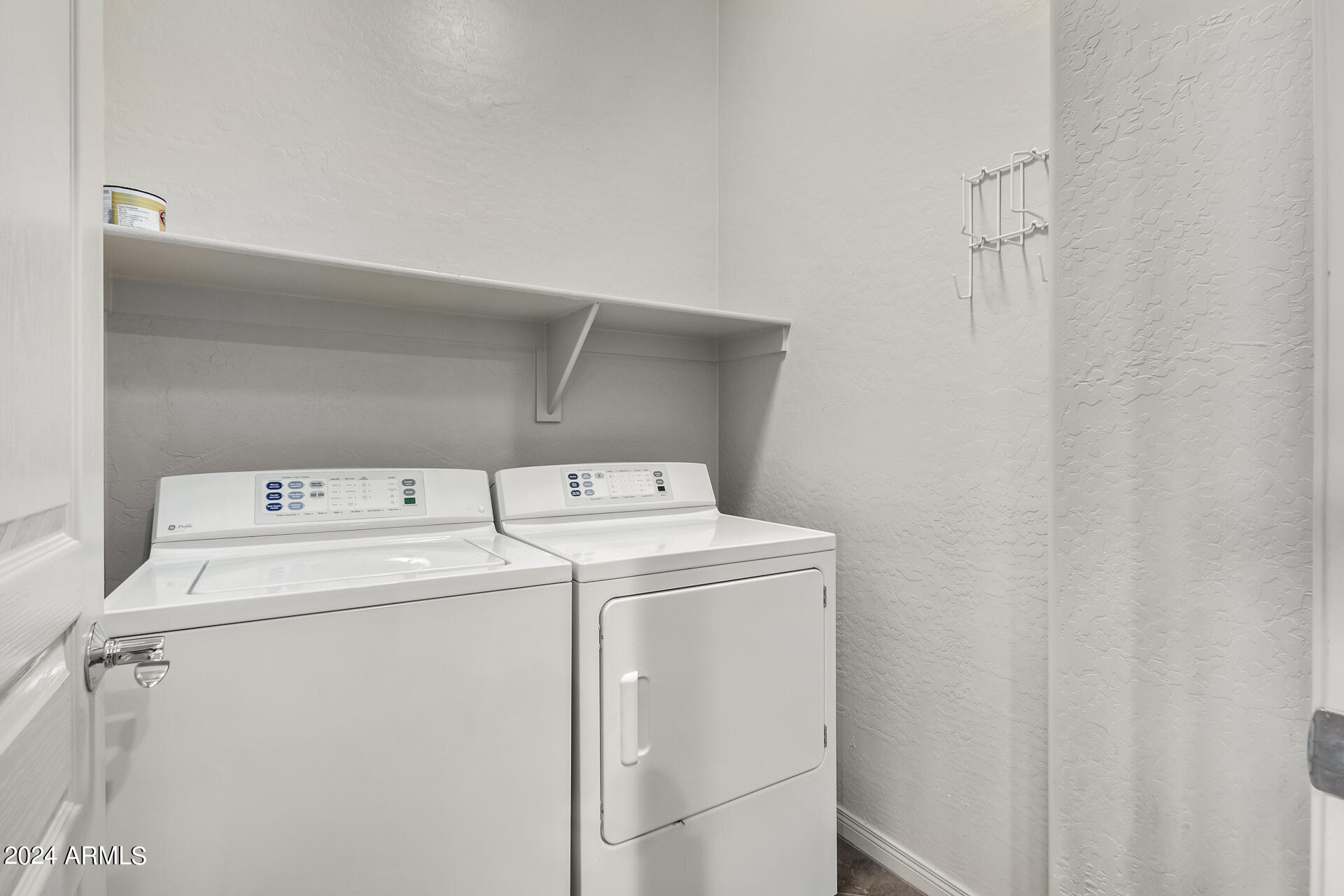 19475 N GRAYHAWK Drive, 2102