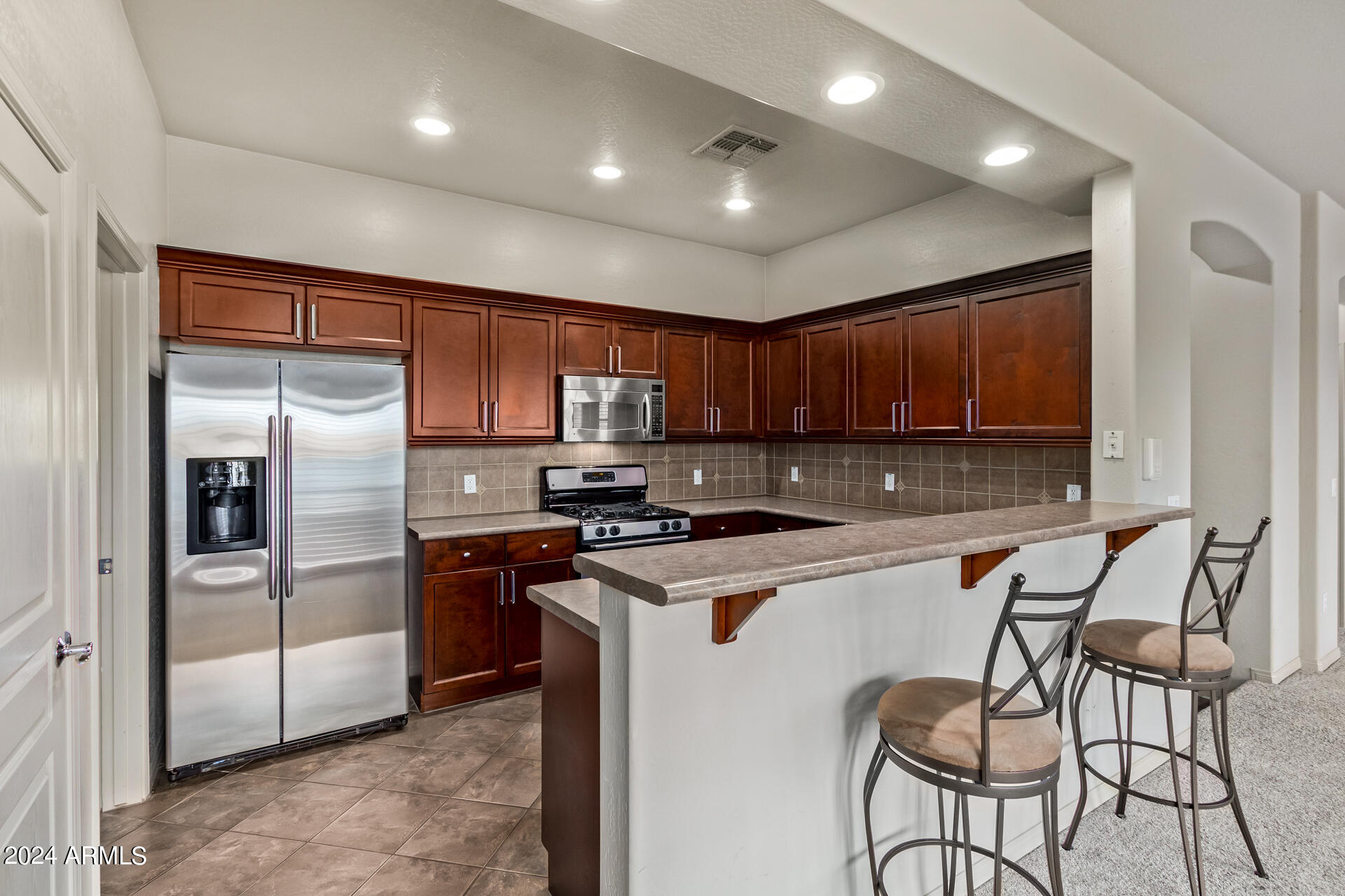 19475 N GRAYHAWK Drive, 2102