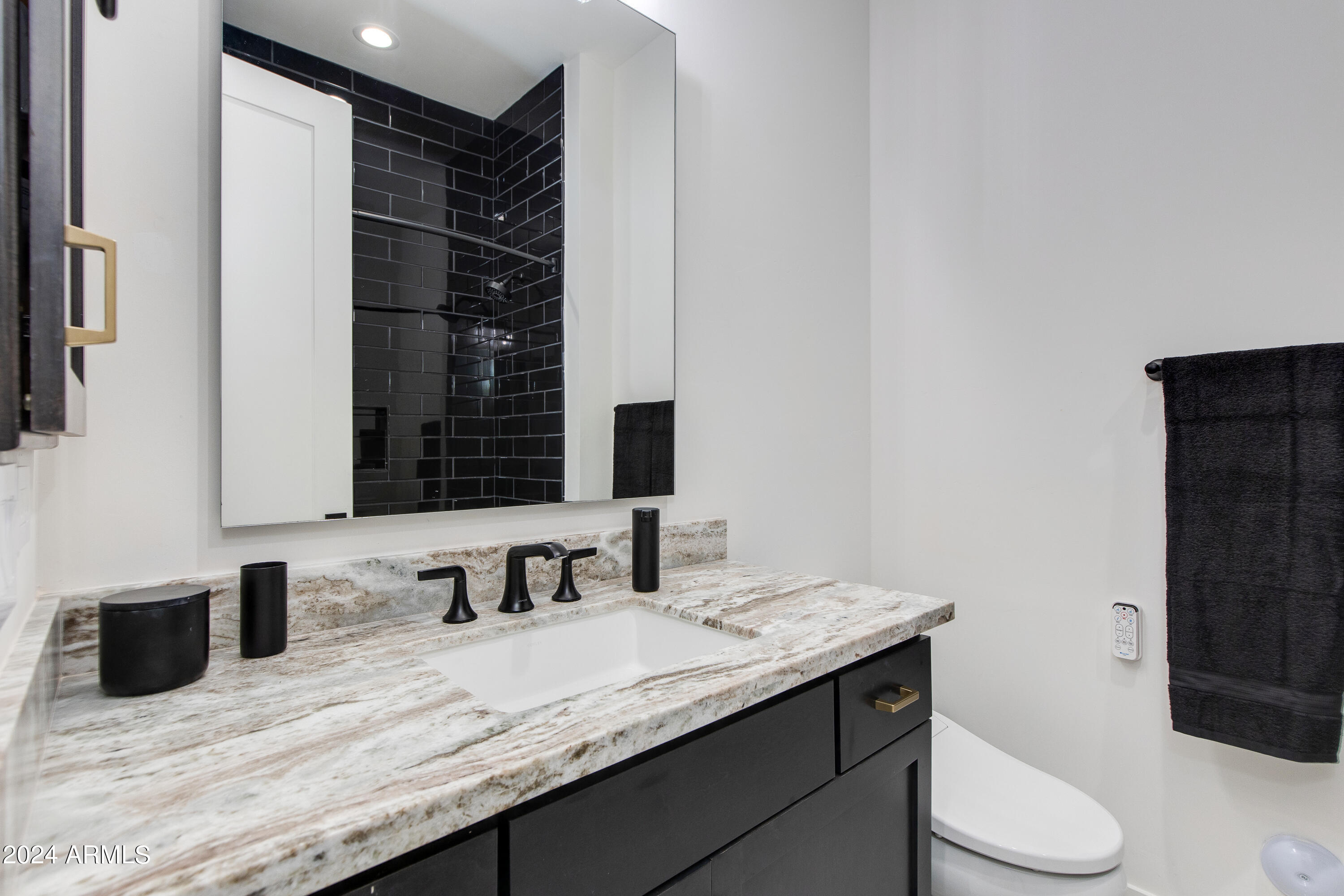 16061 E RIDGESTONE Drive