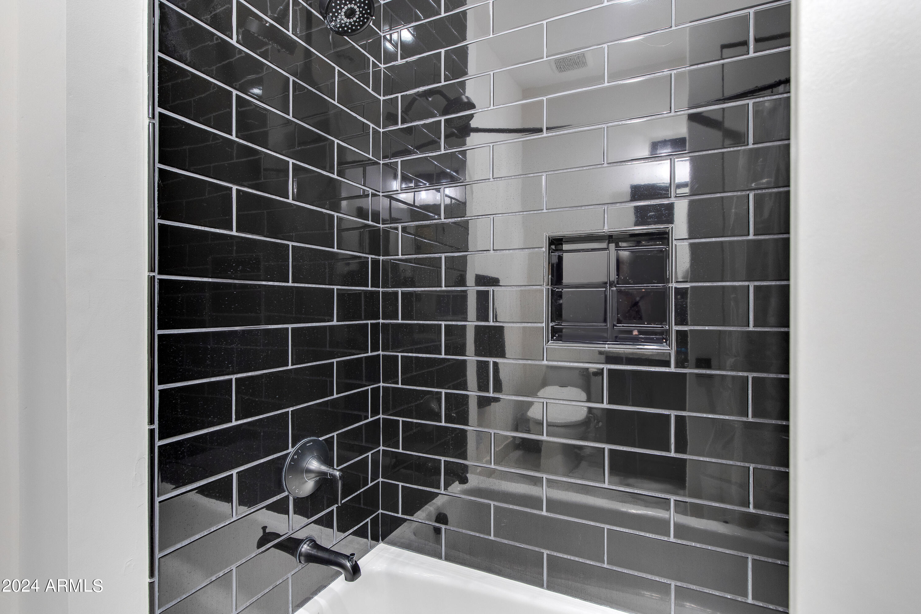 16061 E RIDGESTONE Drive