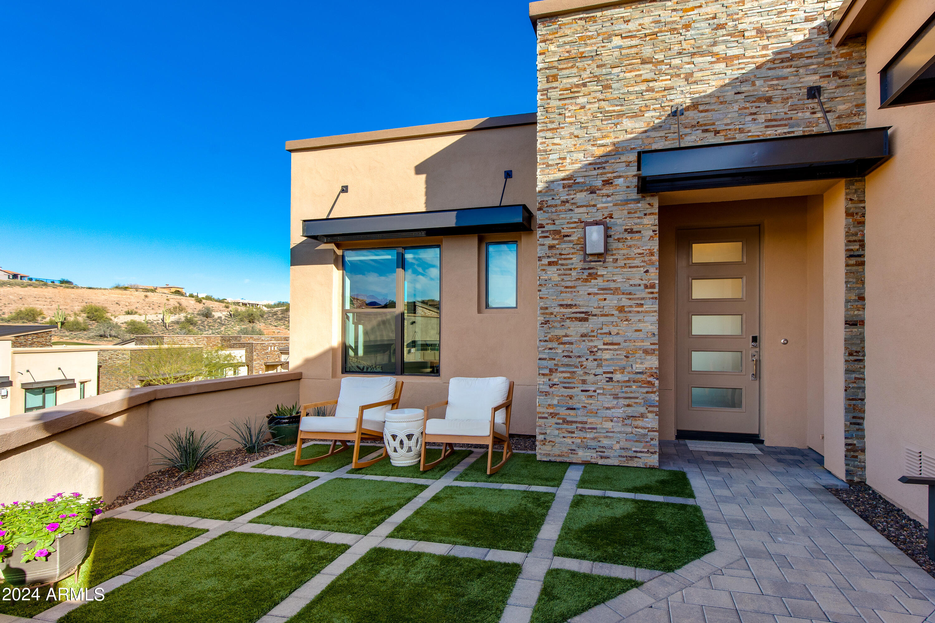 16061 E RIDGESTONE Drive