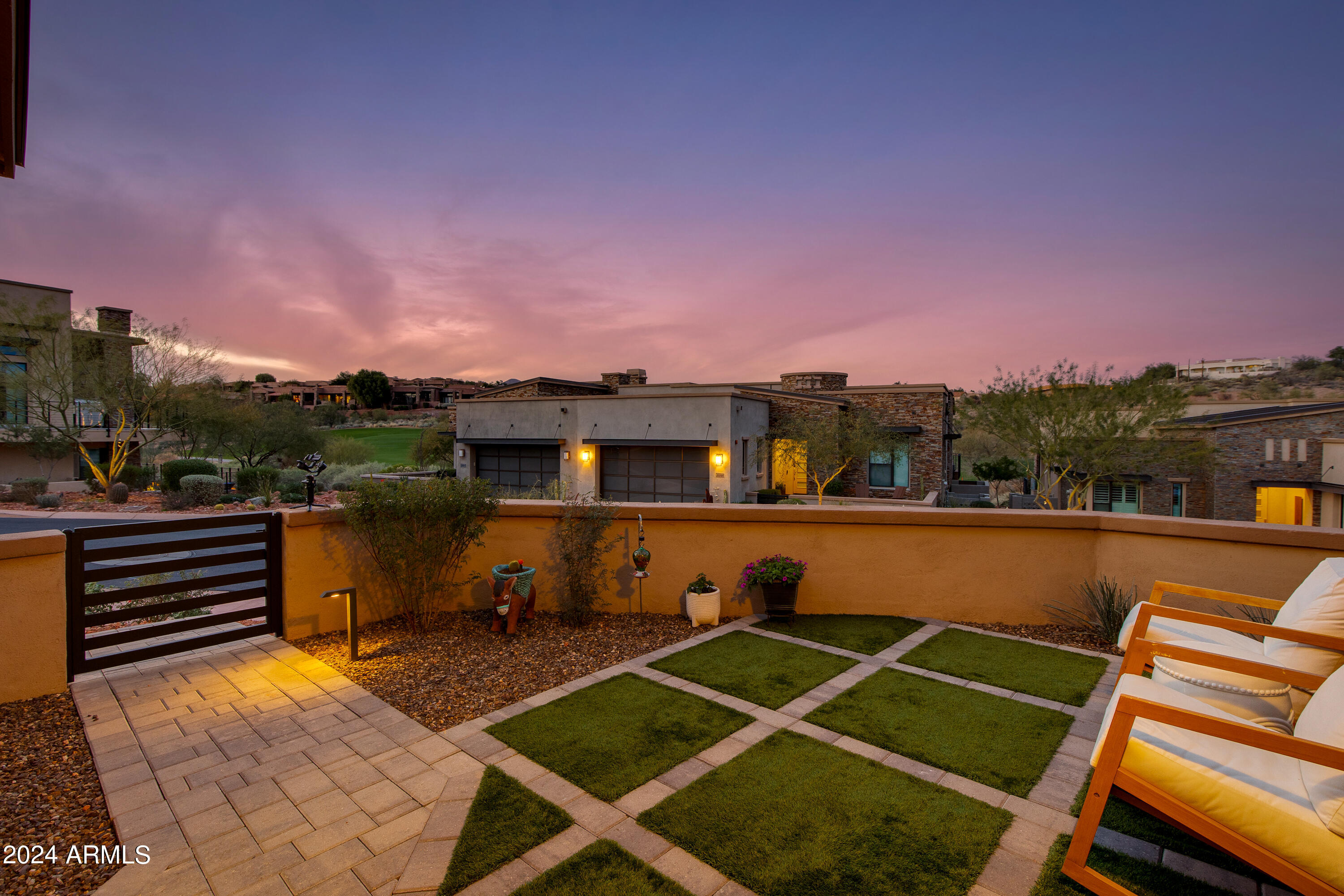 16061 E RIDGESTONE Drive