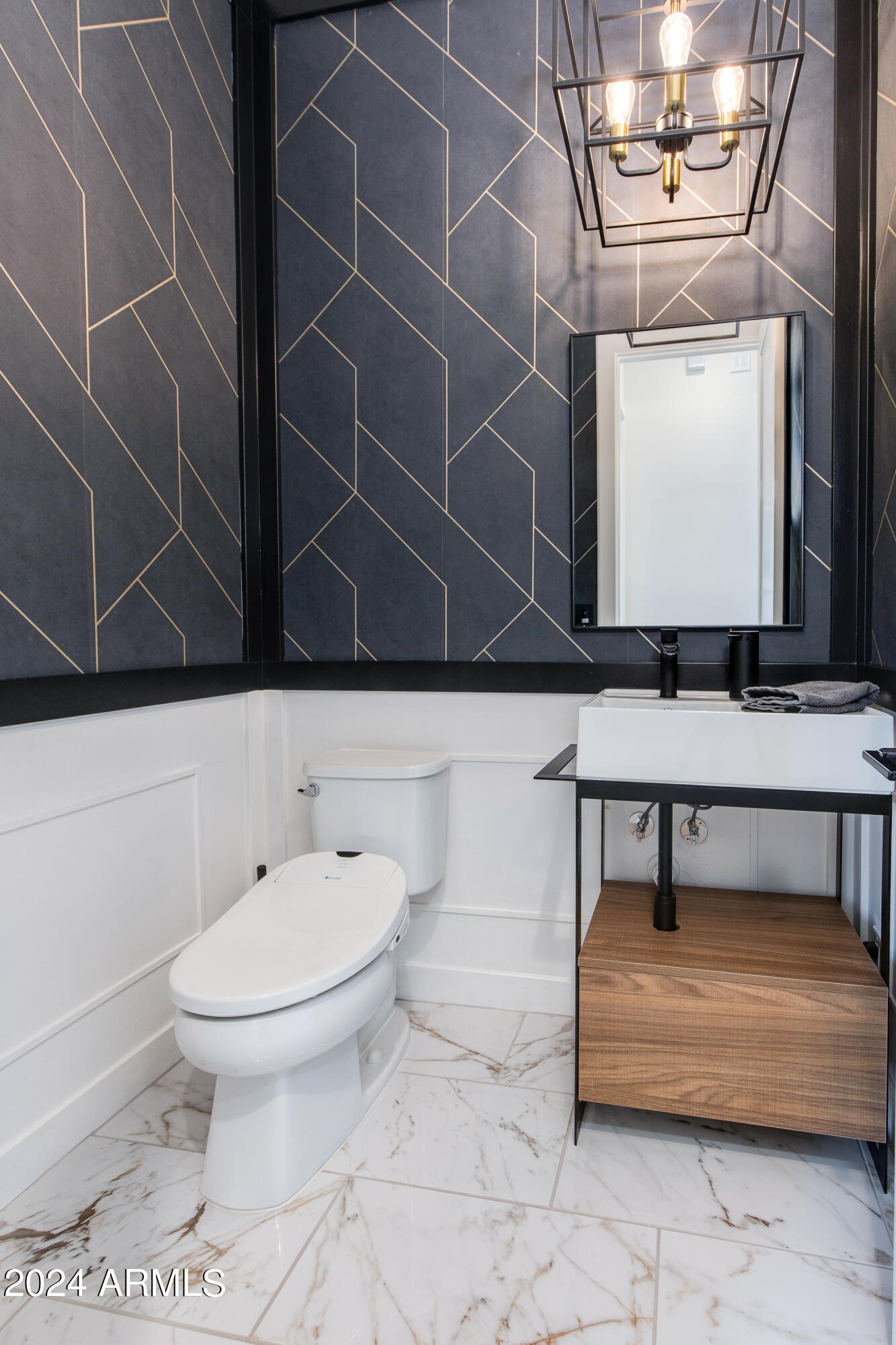 16061 E RIDGESTONE Drive