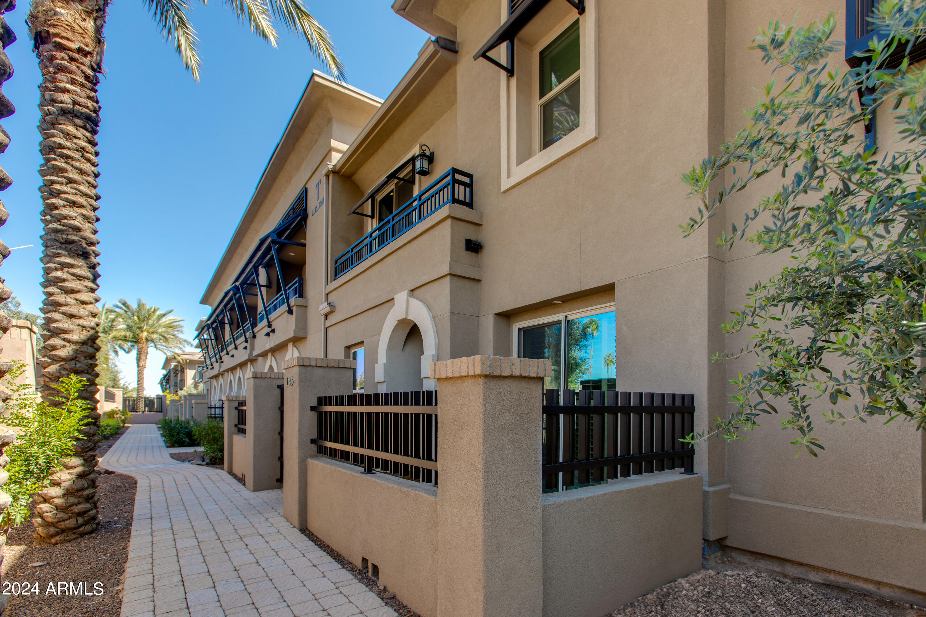 6565 E THOMAS Road, 1142