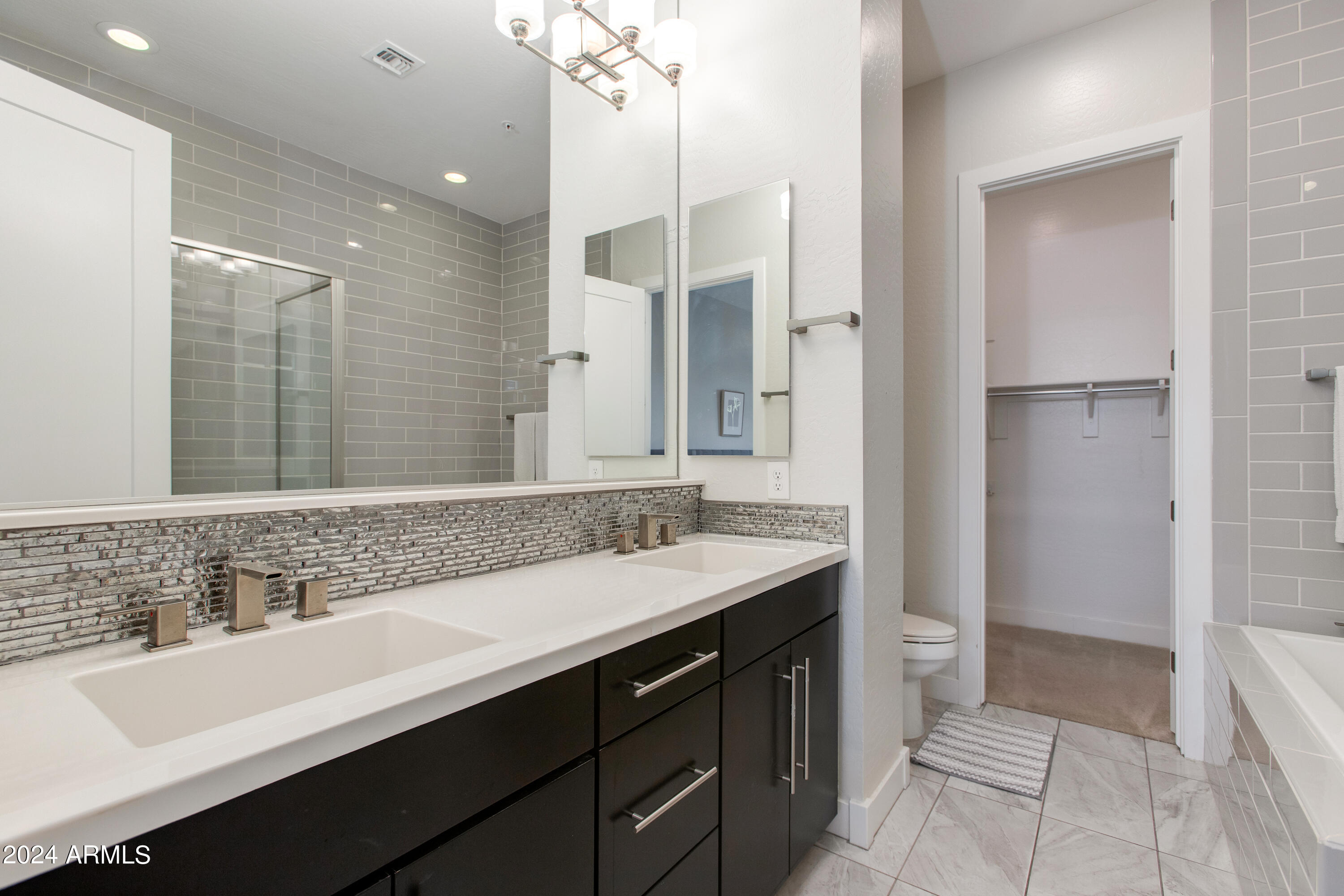 6565 E THOMAS Road, 1142