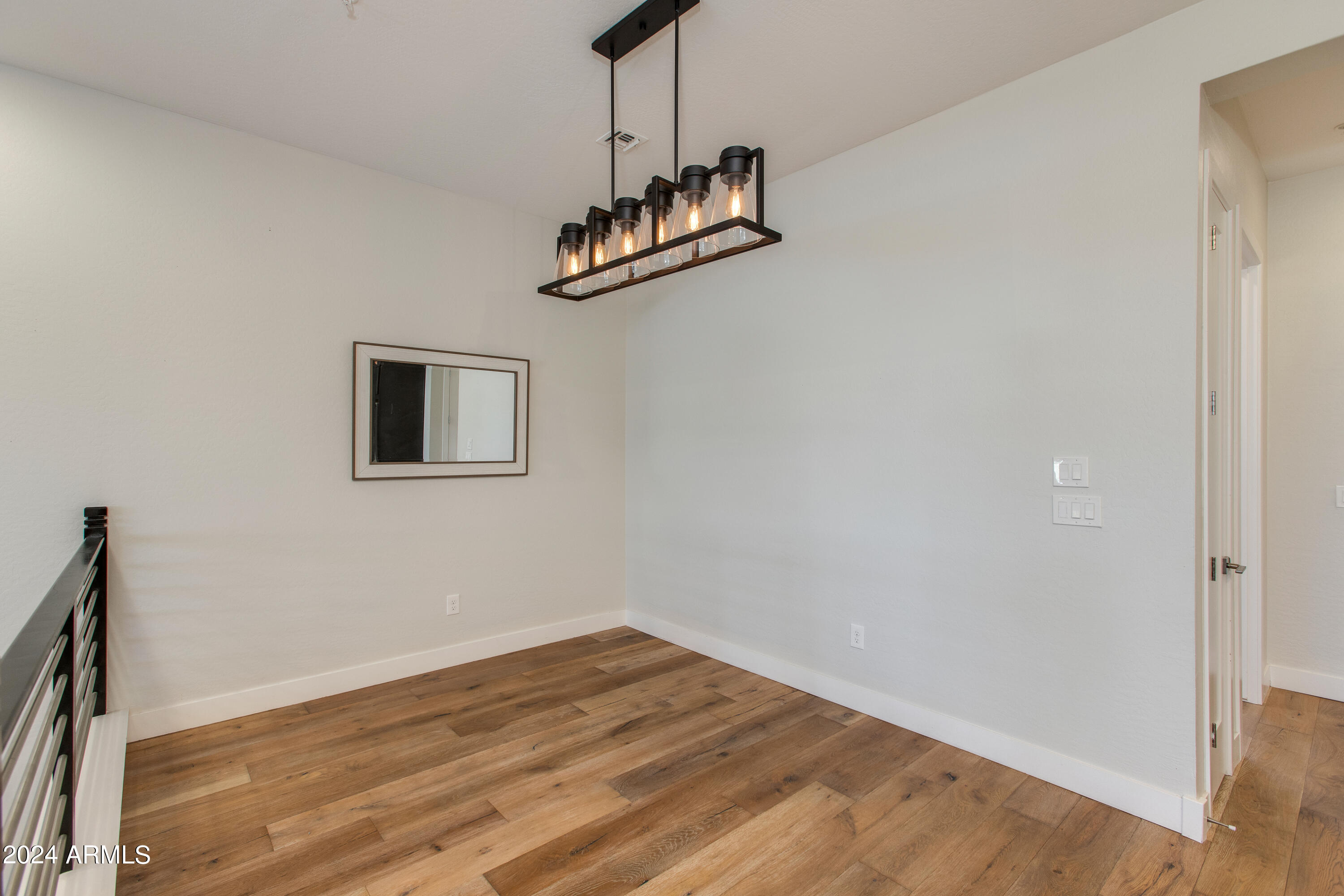 6565 E THOMAS Road, 1142