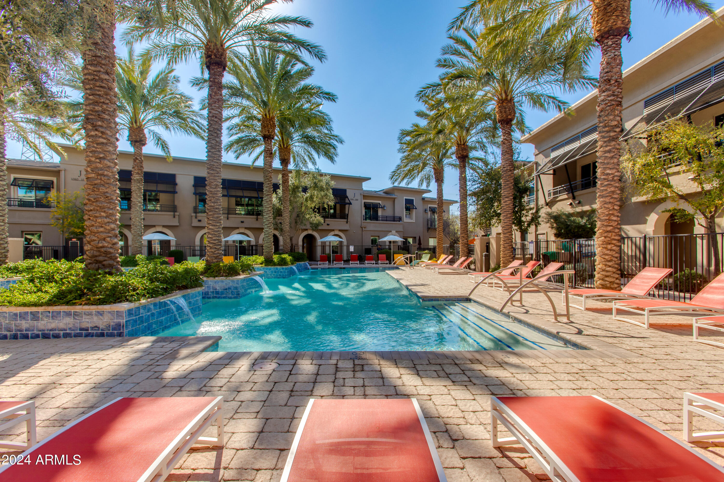 6565 E THOMAS Road, 1142